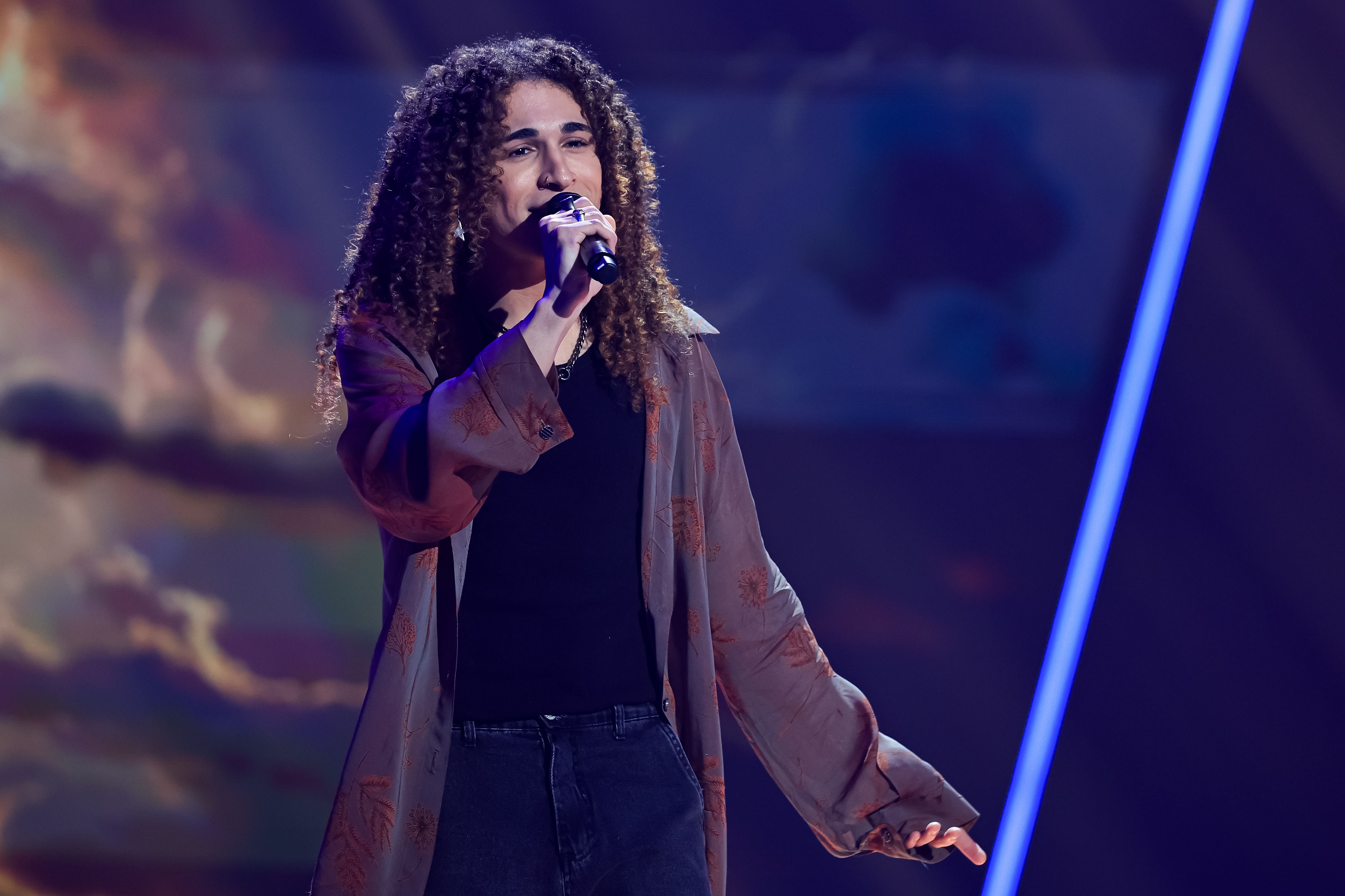 Com “Paraquedas”, Taigo dá o próximo passo no The Voice Brasil
