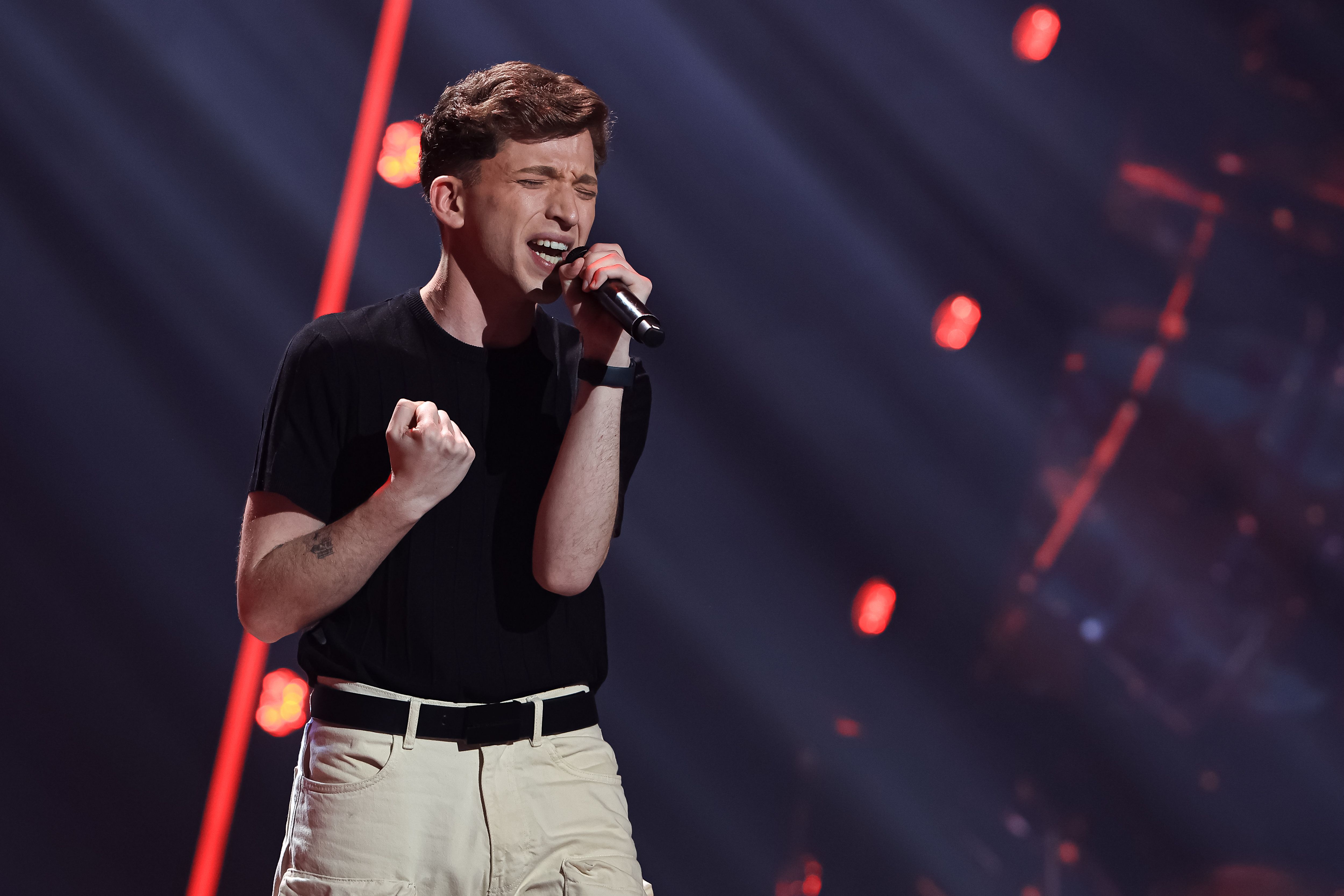 Paulo Bentes conquista duas cadeiras com música de Jão