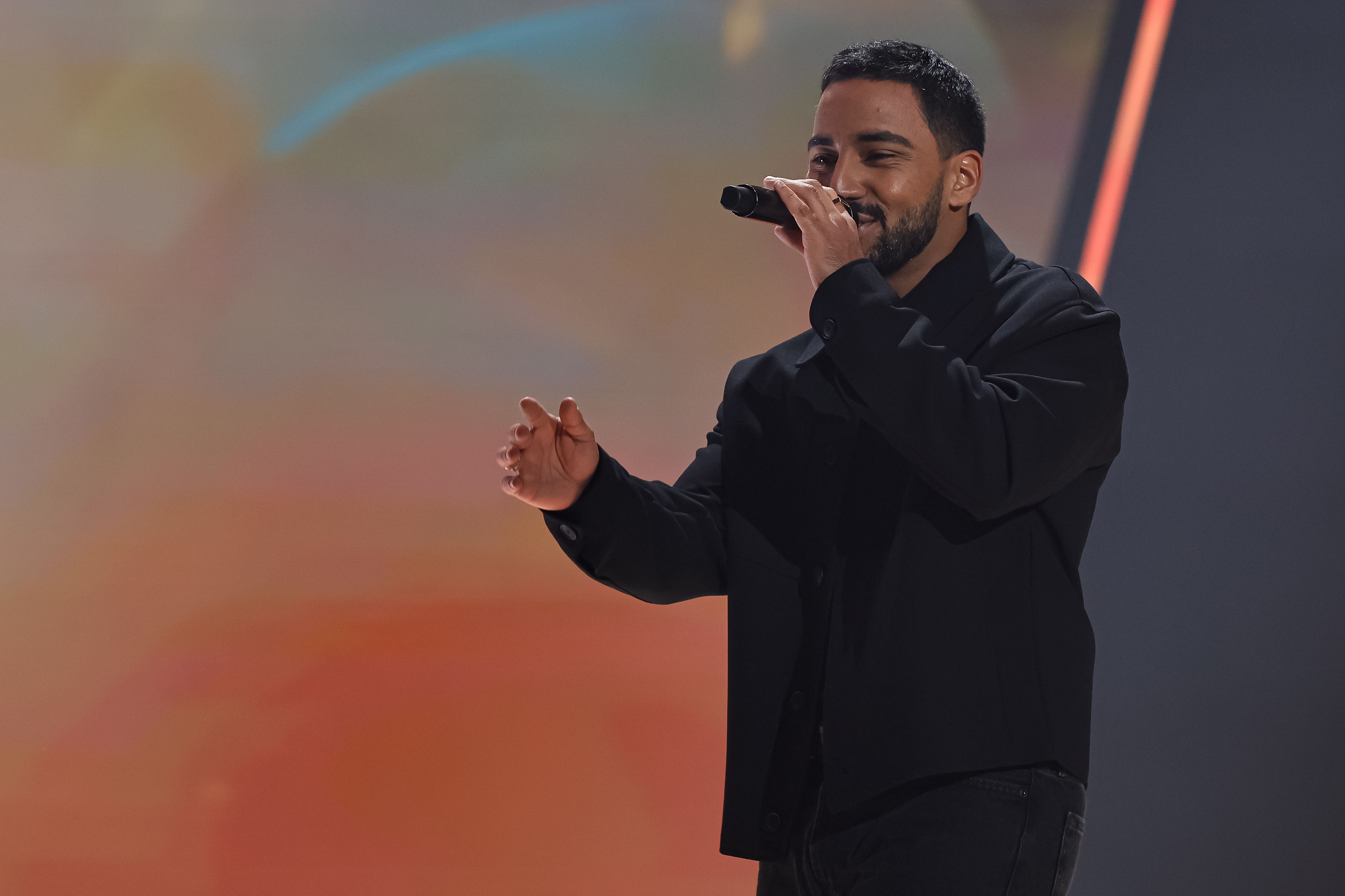 Rafa Queiroz leva Justin Timberlake ao palco do The Voice Brasil